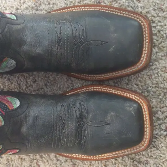 MACIE BEAN M9081 &quot;Black Cracktacular&quot; Serape square toe cowgirl boots sz 6 EUC