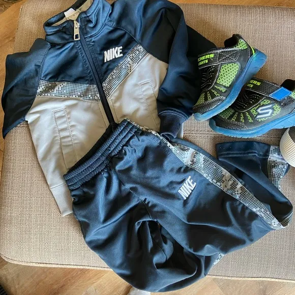 Massive boys 2T lot like new