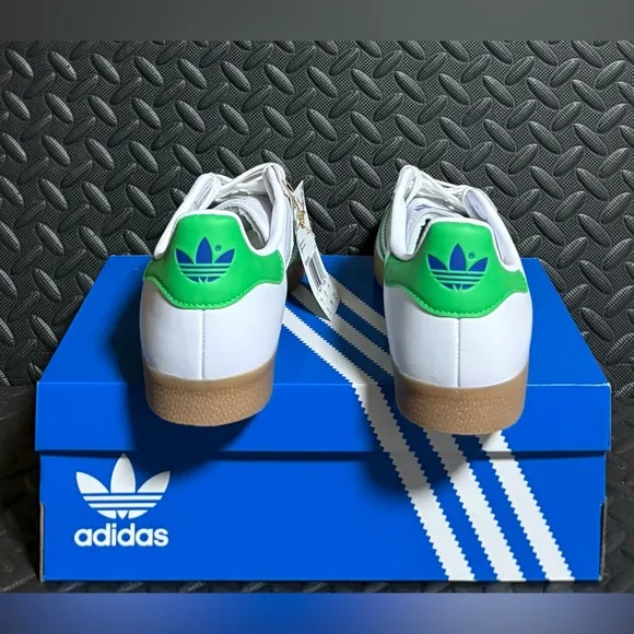 Mens‎ Adidas Athletic Sneakers White Green Mens Size 10