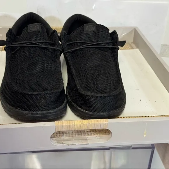 Men's Black Casual Shoes by Hey Dude size 10 good condition