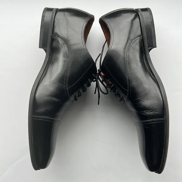 Men’s Florsheim Black Dress Shoes Size 10.5