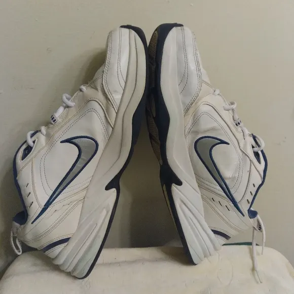Men's NIKE MONARCH 515445-102 White and Blue Athletic Shoes Size 13