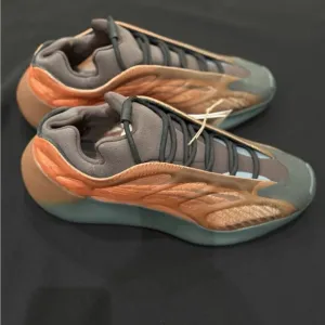 Men's Stylish Sneakers in Orange and Gray NEW LIMITED
