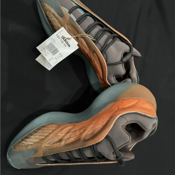 Men's Stylish Sneakers in Orange and Gray NEW LIMITED