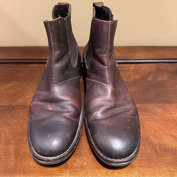 Men’s Wolverine 1000 Mile Montague Chelsea Boot in Brown, Size 8.5 D