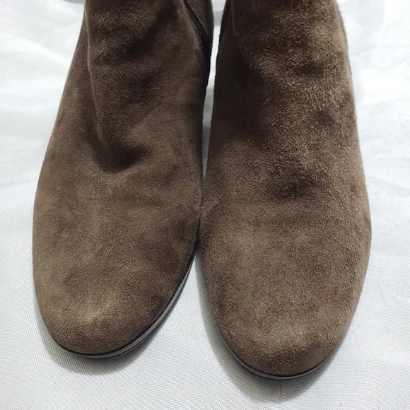Munro Alfie Brown Suede Ankle Boots Womens Size 7 Ruched Back 2 Inch Heel