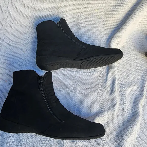 Munro double zip moto ankle boots 10‎
