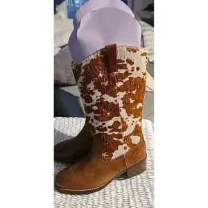 Myra Pointy Beige Boots Size 8, Brown Cowhide Hairon