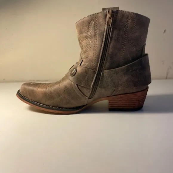 Natural Reflections Kaylee Buckle Ankle Boots