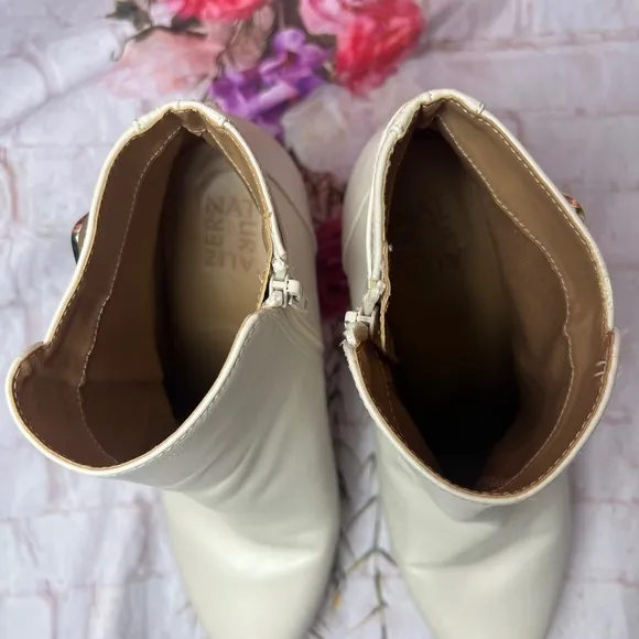 Naturalizer Berri Off White Ankle Boots size 10w