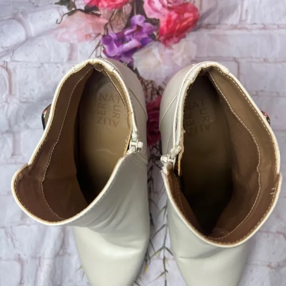 Naturalizer Berri Off White Ankle Boots size 10w