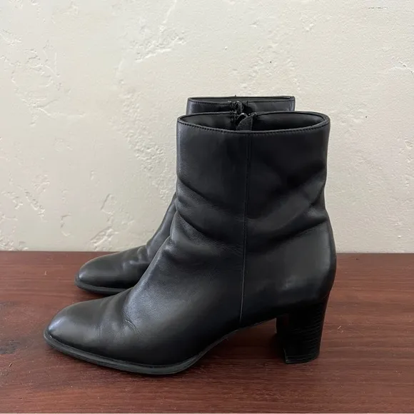 Naturalizer black leather block heel bootie boots side zip comfort shoe 9M