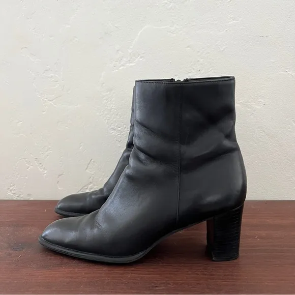 Naturalizer black leather block heel bootie boots side zip comfort shoe 9M