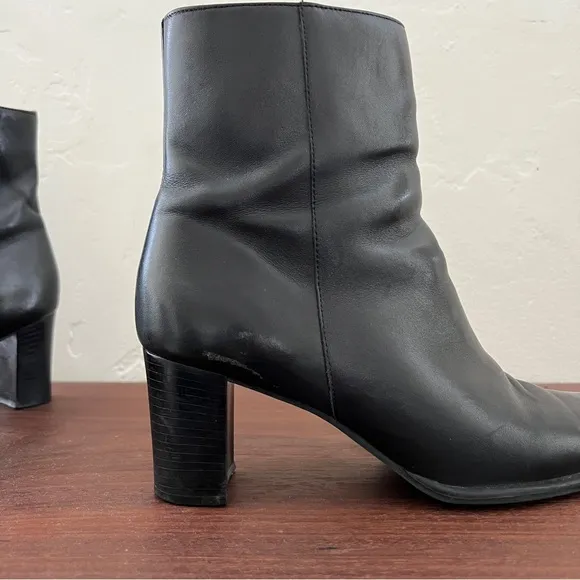 Naturalizer black leather block heel bootie boots side zip comfort shoe 9M