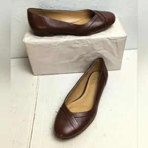 Naturalizer GILLY Flat Shoes Women's Size 6M Brazil Nut Brown Casual