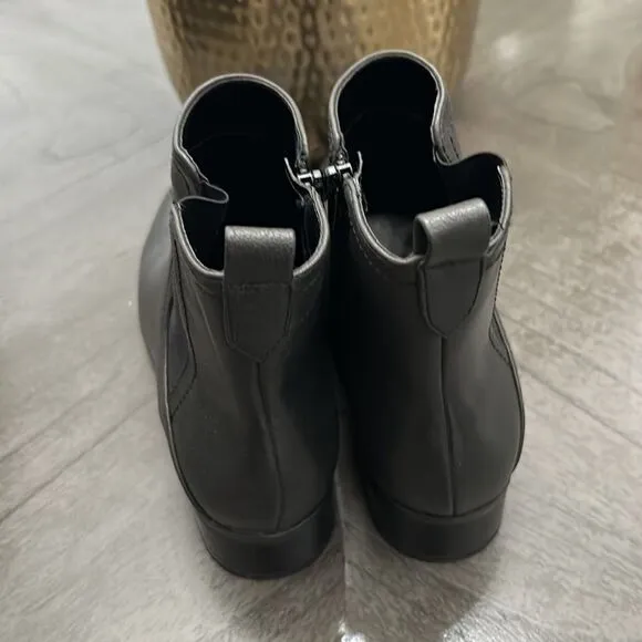 NATURALIZER Sampson Booties (WIDE)