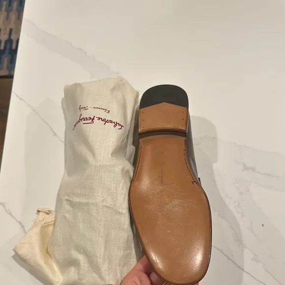 NEVER BEFORE WORN MENS FERRAEGAMO SHOES