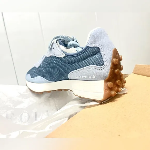New Balance 327 Unisex Women 7 /M 5.5 Casual Sneakers Shoes Light Arctic Blue