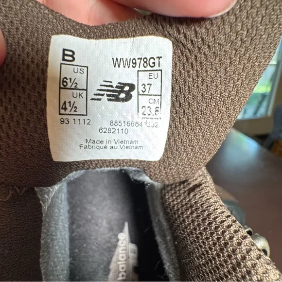 New Balance 978 Gore-Tex Brown Hiking Boots Size 6.5
