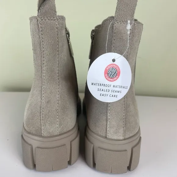 NEW Blondo Combat Boots Slip On Waterproof size 6 M Tan Suede Rubber Sole Zip