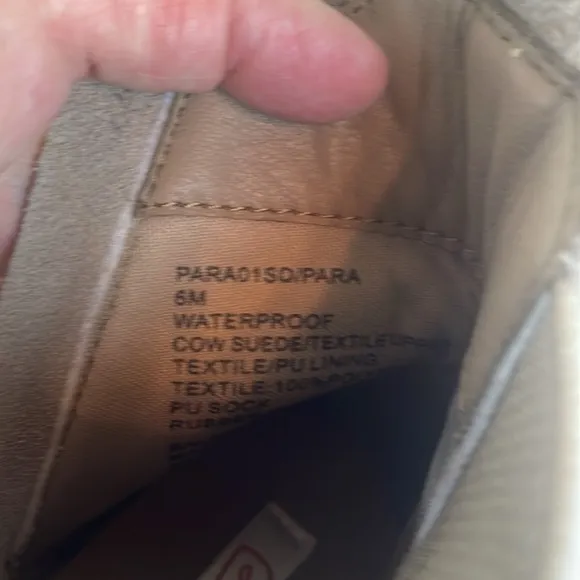 NEW Blondo Combat Boots Slip On Waterproof size 6 M Tan Suede Rubber Sole Zip