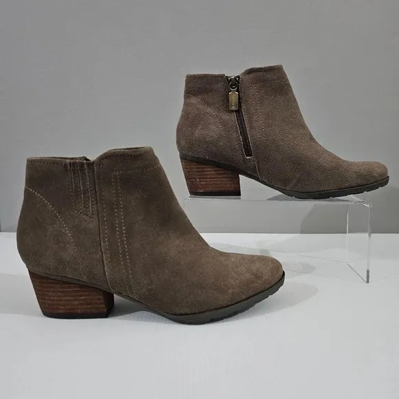 NEW Blondo Villa Waterproof Ankle Bootie Dark Taupe Suede Leather Shoe Size 8