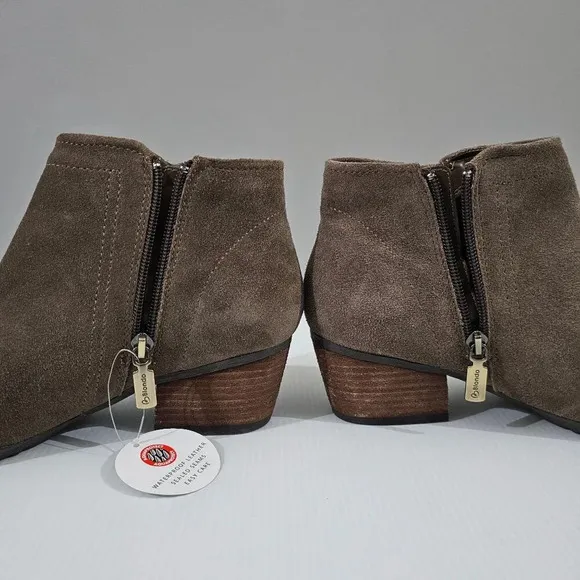 NEW Blondo Villa Waterproof Ankle Bootie Dark Taupe Suede Leather Shoe Size 8