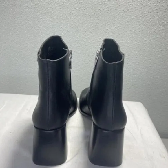 NEW COACH Shana Slip On Black Leather Comfort Womens Size 11 Bootie