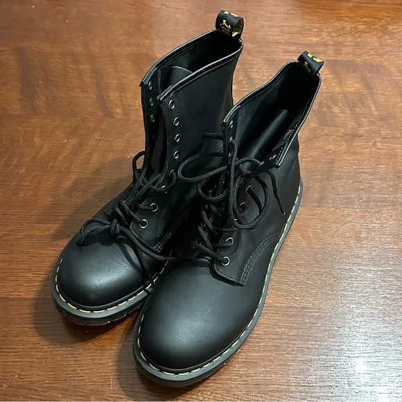 🔥NEW Dr. Marten Boots🔥