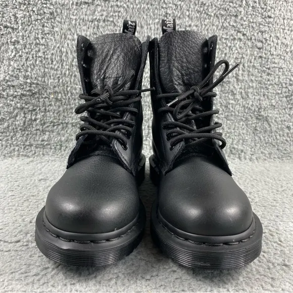 NEW Dr. Martens Boots 1460 Pascal Mono 7 Leather Lace Up Black combat boots shoe
