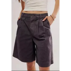 New Free People High Street Pleated Trouser Shorts  Size 8 Color Storm