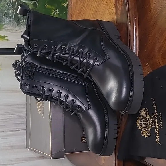 New in box! LLC Philippe Anders Womens size 9 Black leather lace up boots