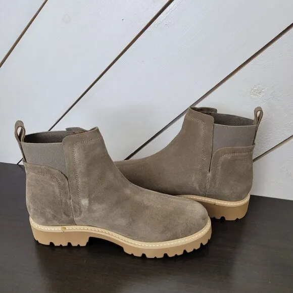 NEW Journee Signature  Womens Size 8 Bristol Taupe Suede Ankle Boots 5CT