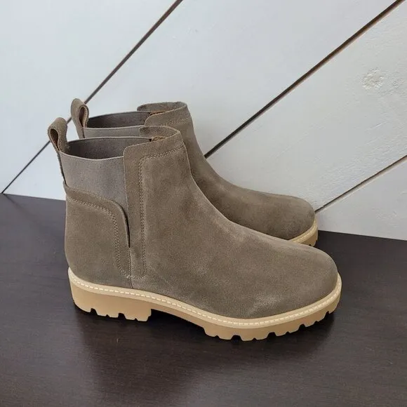 NEW Journee Signature  Womens Size 8 Bristol Taupe Suede Ankle Boots 5CT
