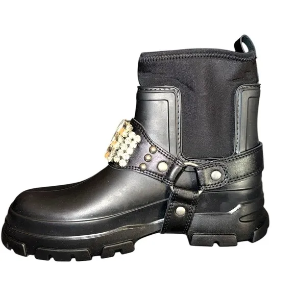 New KARL LAGERFELD - Rami Lug Sole Ankle Boots Size 8