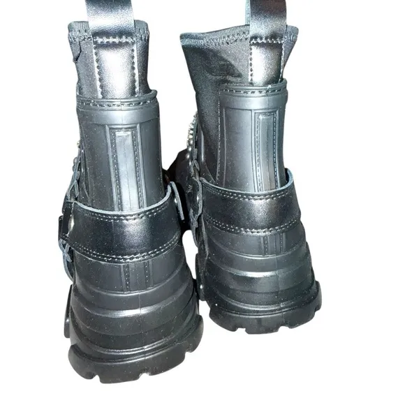 New KARL LAGERFELD - Rami Lug Sole Ankle Boots Size 8