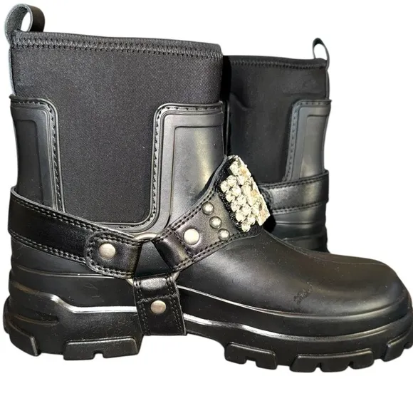 New KARL LAGERFELD - Rami Lug Sole Ankle Boots Size 8