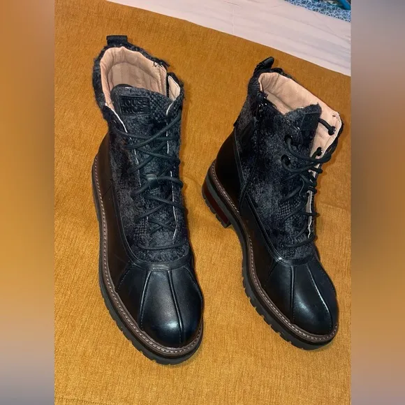 NEW LOUISE ET CIE LO SARNI3 BLACK LEATHER DUCK BOOTS SIZE 9.5