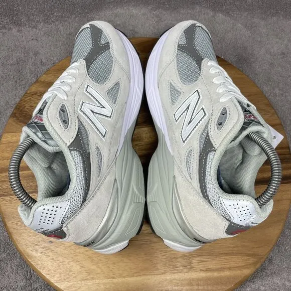 NEW New Balance 990v3 Made in USA Grey White Men's Size 8 Heritage Casual Shoes