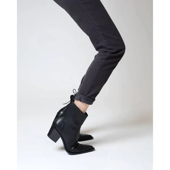NEW ONCEPT women's nashville boot in black