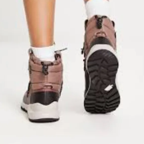 New THE NORTH FACE Women's ThermoBall Lace Up Waterproof Boots