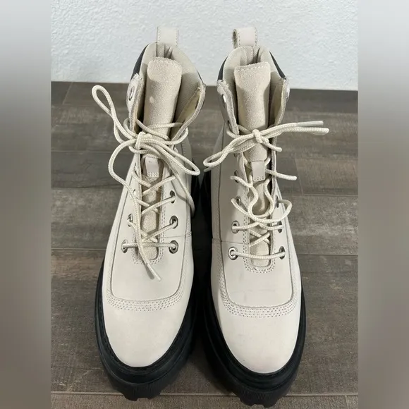 NEW Timberland White Leather Lace Up Platform Boots