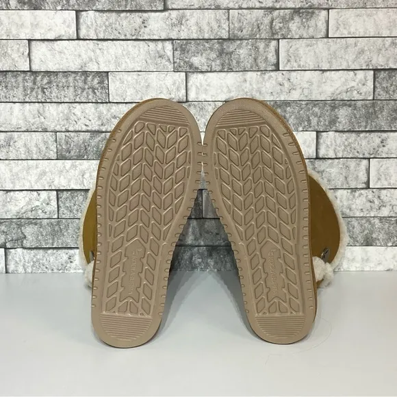 New Ugg Koolaburra Womens 7 Alamie Tan Suede Lined Boots
