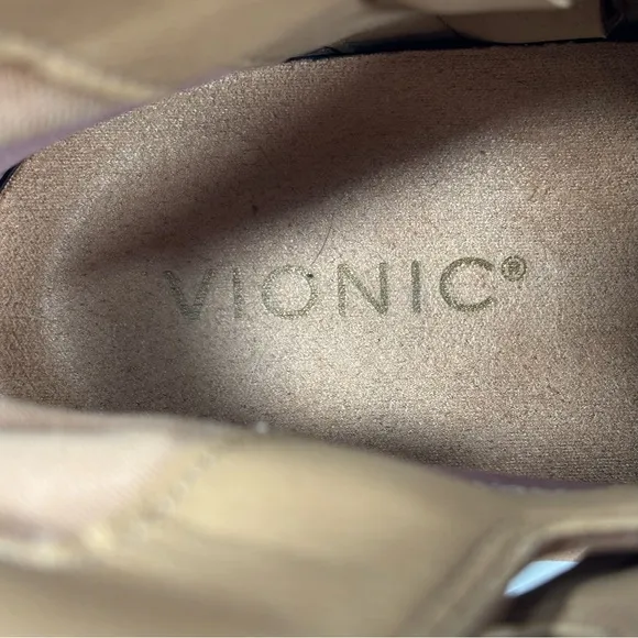 NEW Vionic Sienna Waterproof Toffee Brown Leather Comfort Ankle Boots Size 9.5