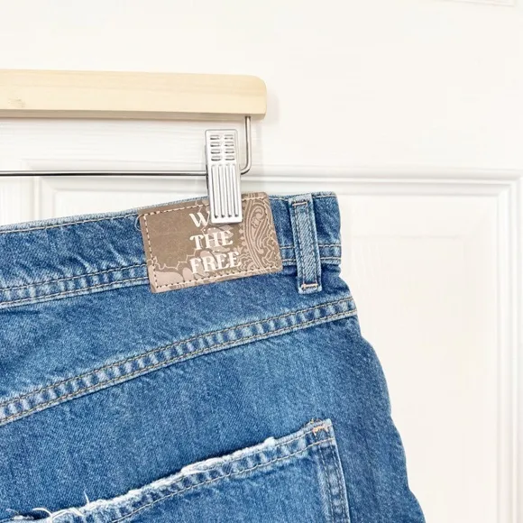 NEW We The Free Westwood Mid-Rise High Low Short Size 32