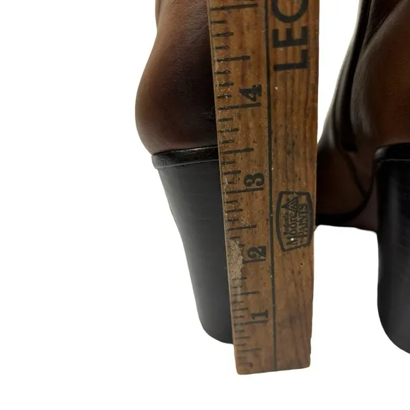 New Women Vince Camuto Franell Leather Booties Size 7 Rich Cognac 3.5” Heel