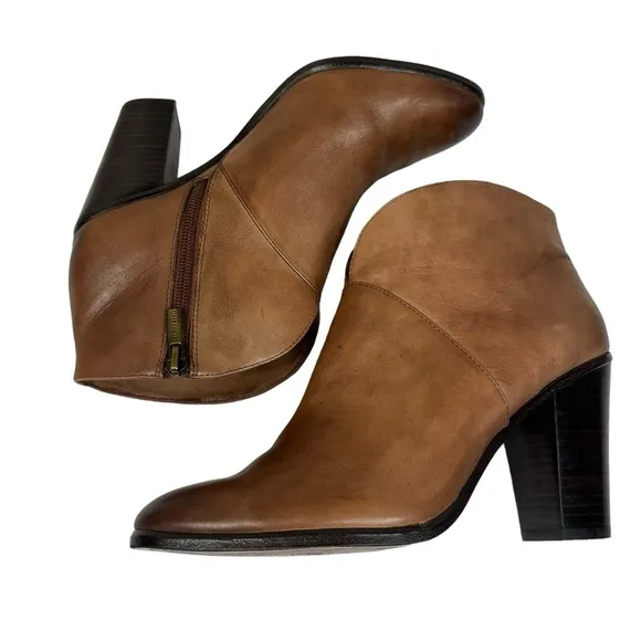 New Women Vince Camuto Franell Leather Booties Size 7 Rich Cognac 3.5” Heel