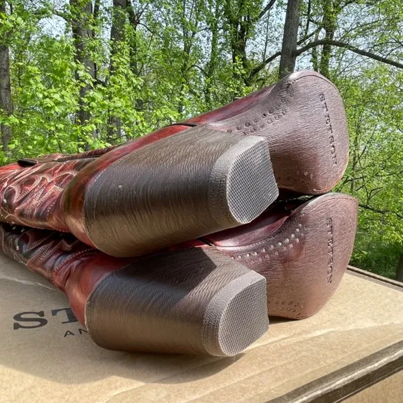 NIB NWOT Stetson Handcrafted Cowboy Boots, Wing &amp; Cross Overlay-Leather &amp; Python