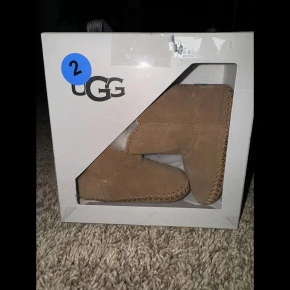 NIB UGG Baby Caden Boots Chestnut Brown 2/3 (6-12M)