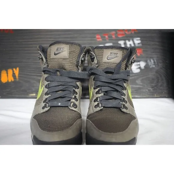 Nike ACG Woodside Hiking Boots Men’s Size 10.5 Olive Green/Neon Yellow